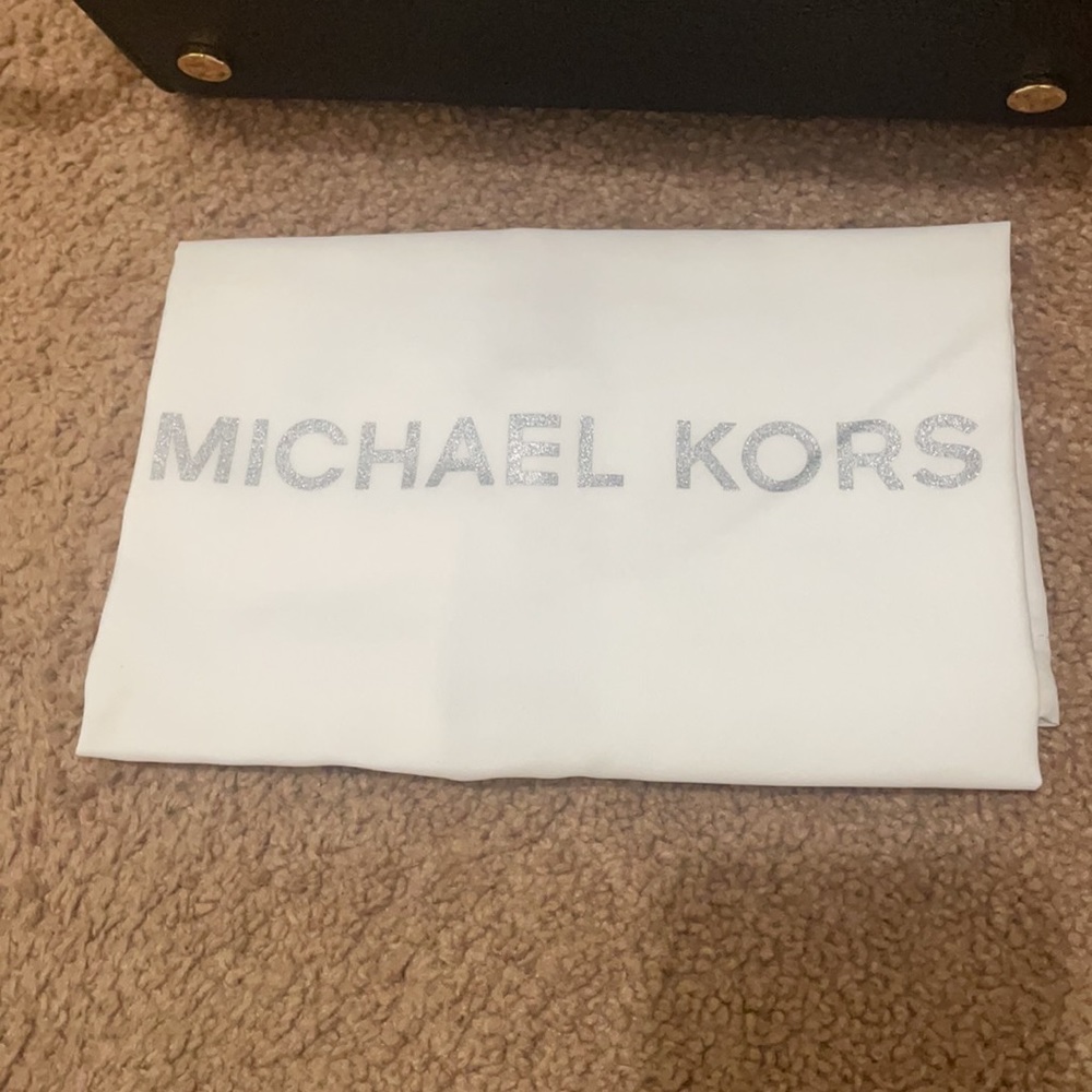 Micheal Kors Alessa satchel pebble leather - Picture 9 of 9